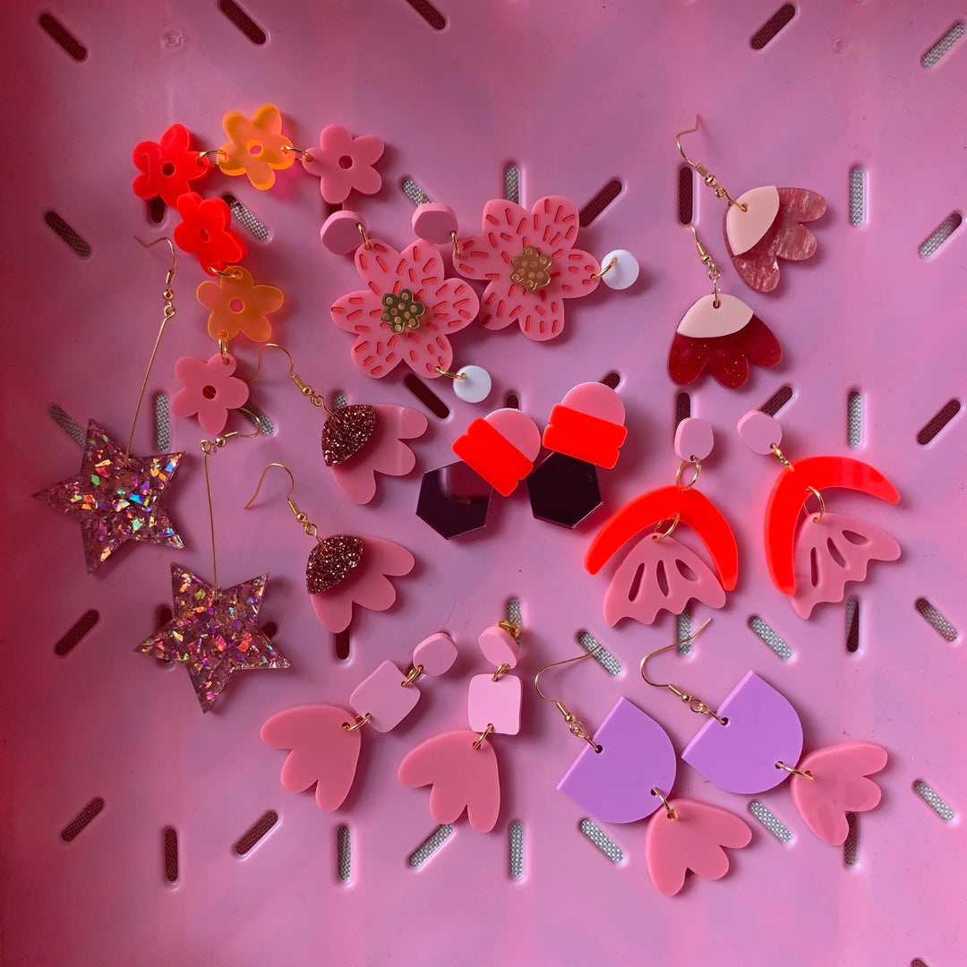 Emeldo Arlie Earrings - Pink + Red