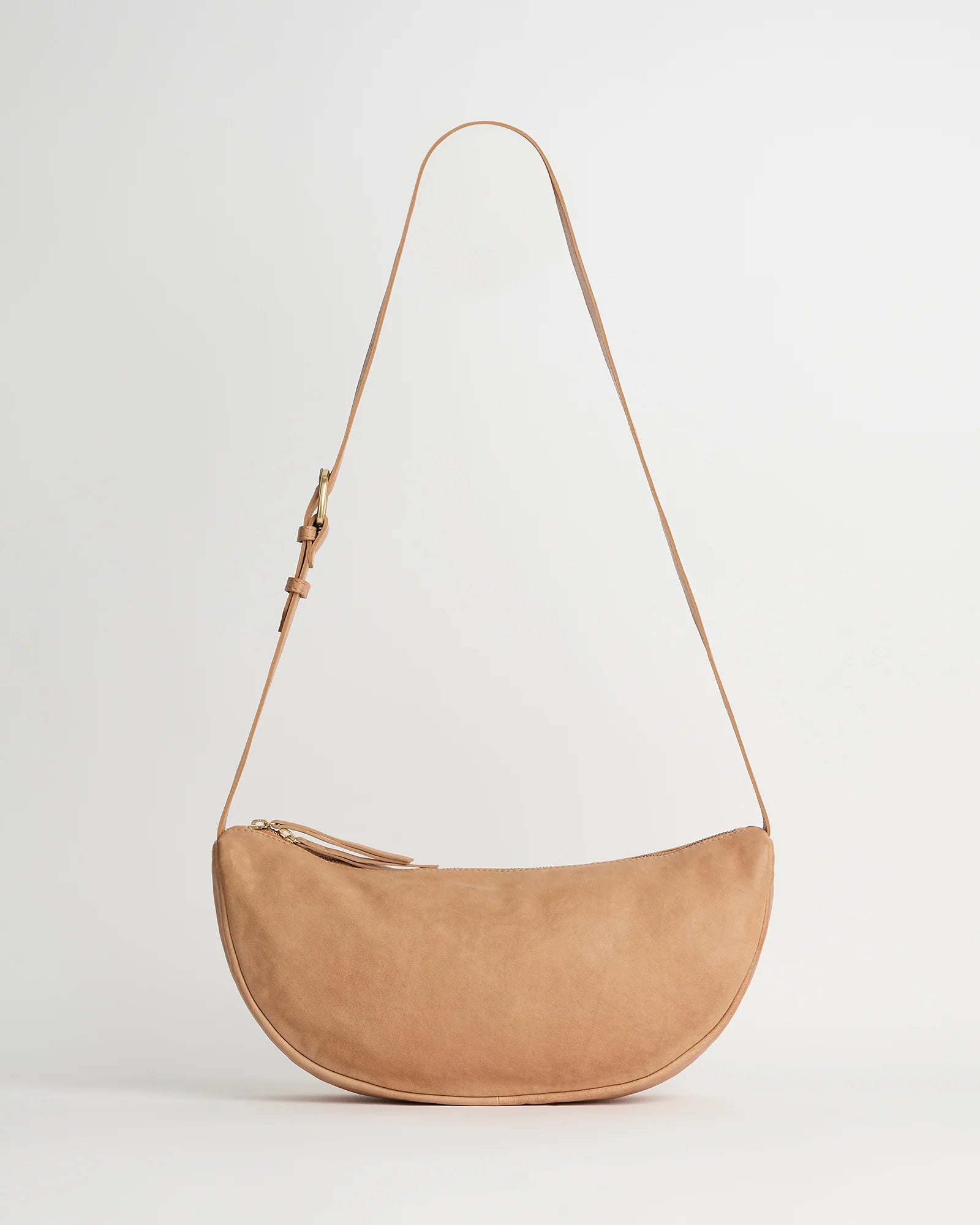 Juju & Co Shasta Sling - Tan – Ampersand