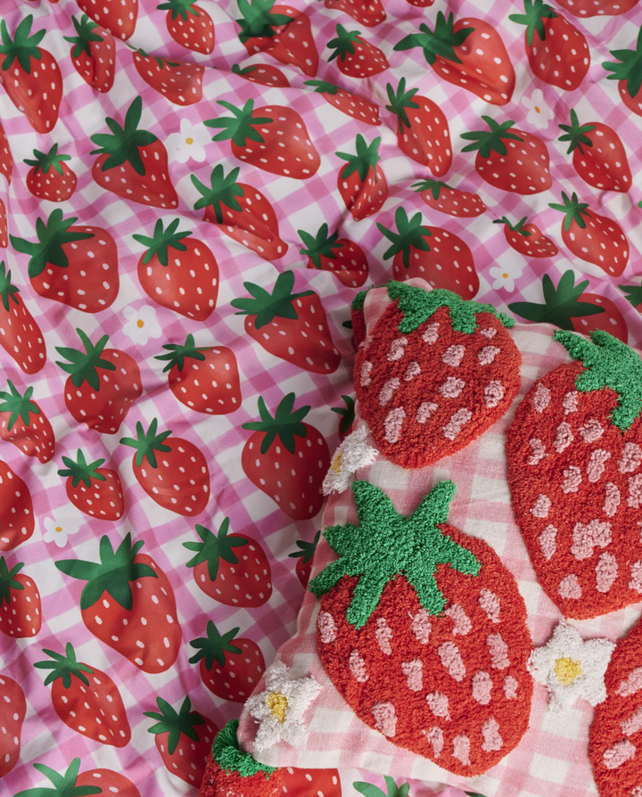 Kip & Co Strawberry Jam Organic Cotton Fitted Sheet